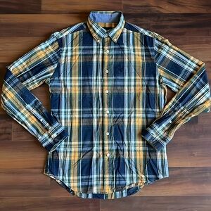 American Eagle Classic Fit Men’s Button Up Size XS